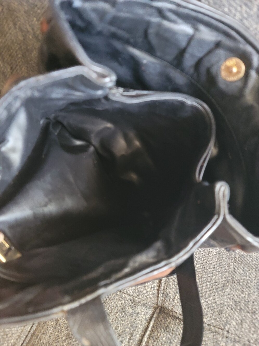 Sharif Vintage 80s Leather Shoulder Bag - Picture 10 of 12